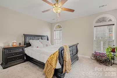 5504 Waverly Lynn Lane, Charlotte, NC 28269 - Photo 17