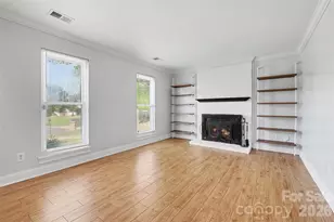 6739 Old Meadow Rd, Charlotte, NC 28227 - Photo 9