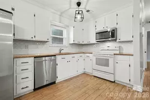 6739 Old Meadow Rd, Charlotte, NC 28227 - Photo 11