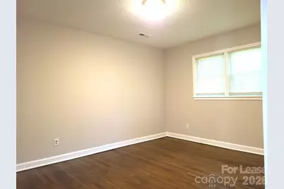 956 S Hoskins Road, Charlotte, NC 28208 - Photo 7