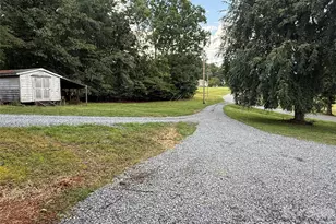 4954 Crawley Dale St, Morganton, NC 28655 - Photo 23