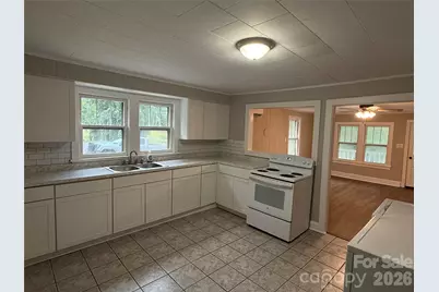 4954 Crawley Dale Street, Morganton, NC 28655 - Photo 9