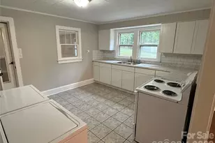 4954 Crawley Dale St, Morganton, NC 28655 - Photo 5