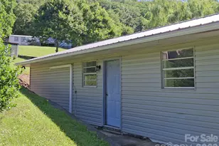 2795 Old Henson Cove Rd, Canton, NC 28716 - Photo 13