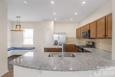 7019 Thornrose Drive, Charlotte, NC 28210 - Photo 3