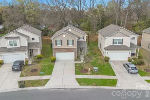 7019 Thornrose Dr, Charlotte, NC 28210 - Photo 17