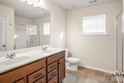 7019 Thornrose Drive, Charlotte, NC 28210 - Photo 11