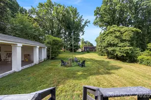 1830 Northbrook Dr, Charlotte, NC 28216 - Photo 29