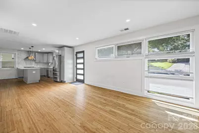 4910 Valley Stream Road, Charlotte, NC 28209 - Photo 5