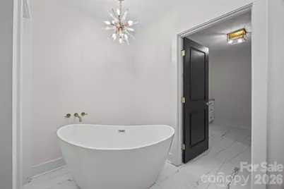 4910 Valley Stream Road, Charlotte, NC 28209 - Photo 27