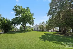 159 E Lacy St, Chester, SC 29706 - Photo 5