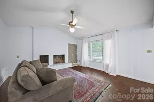 1802 Dogwood Ct, Fort Mill, SC 29715 - Photo 5