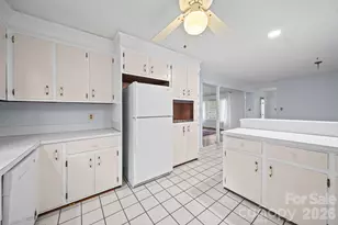 1802 Dogwood Ct, Fort Mill, SC 29715 - Photo 11