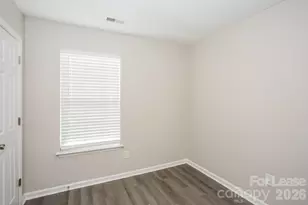 5429 Morning Breeze Ln, Charlotte, NC 28208 - Photo 11
