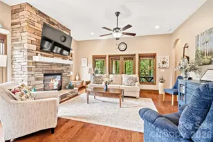 25 Ocaso Dr, Asheville, NC 28806 - Photo 9