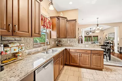 25 Ocaso Drive, Asheville, NC 28806 - Photo 5