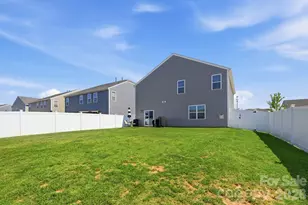 170 Giant Oak Ave, Statesville, NC 28677 - Photo 3