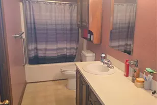 1115 St Charles Ct, Newton, NC 28658 - Photo 9