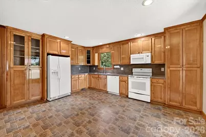 104 2nd Avenue NE, Catawba, NC 28609 - Photo 9