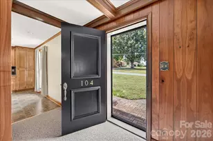 104 2nd Ave NE, Catawba, NC 28609 - Photo 7