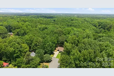 1801 Bridgewood Drive, Lancaster, SC 29720 - Photo 39