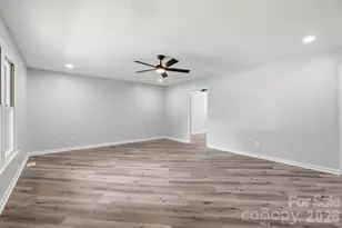 1801 Bridgewood Dr, Lancaster, SC 29720 - Photo 7