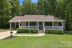 1801 Bridgewood Dr, Lancaster, SC 29720 - Photo 1