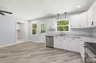 1801 Bridgewood Dr, Lancaster, SC 29720 - Photo 17