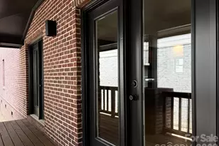 732 Ellsworth Rd, Charlotte, NC 28211 - Photo 39