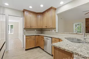 9437 Fairmead Dr, Charlotte, NC 28269 - Photo 29