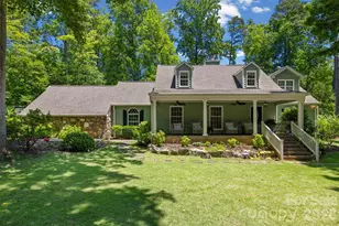 2 Pine Point Rd, Lake Wylie, SC 29710 - Photo 1
