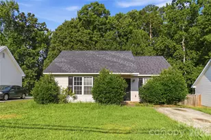 6421 Elgywood Ln, Charlotte, NC 28213 - Photo 1