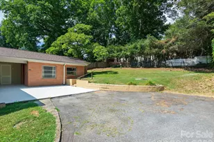 44 Bear Creek Rd, Asheville, NC 28806 - Photo 17