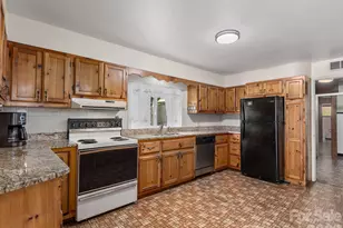 44 Bear Creek Rd, Asheville, NC 28806 - Photo 9