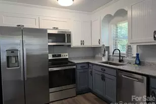 44 Ridgecrest Dr, Marion, NC 28752 - Photo 9