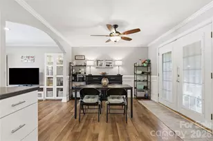 21013 Entrada Dr, Cornelius, NC 28031 - Photo 9