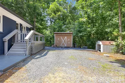 6537 Mt Holly Huntersville Road, Charlotte, NC 28216 - Photo 37