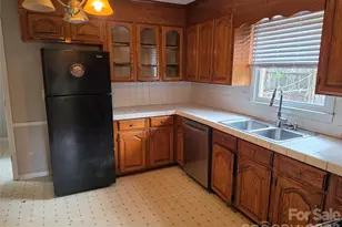 3219 Aspendale Ln, Charlotte, NC 28212 - Photo 7