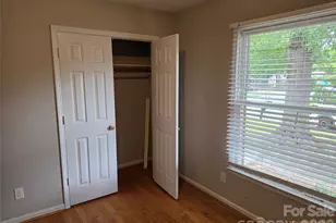 3219 Aspendale Ln, Charlotte, NC 28212 - Photo 11