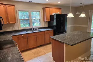 10416 Doylestown Rd, Matthews, NC 28105 - Photo 5