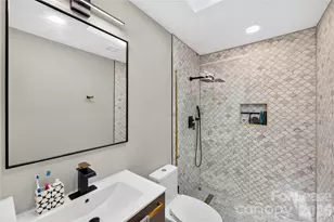 312 W 10th St, Charlotte, NC 28202 - Photo 29