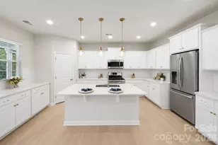 4044 Whipcord Dr, Waxhaw, NC 28173 - Photo 9