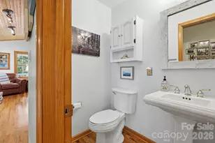 241 Alta Vista Dr, Candler, NC 28715 - Photo 25