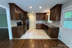 219 Lark Field Dr, Waxhaw, NC 28173 - Photo 13