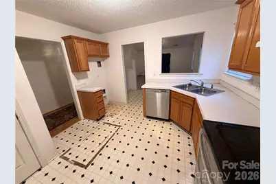 6111 Country Walk Drive, Charlotte, NC 28212 - Photo 11