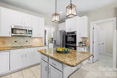 10701 Pomerane Place, Charlotte, NC 28277 - Photo 13