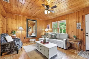 313 Walker Rd, Waynesville, NC 28786 - Photo 3