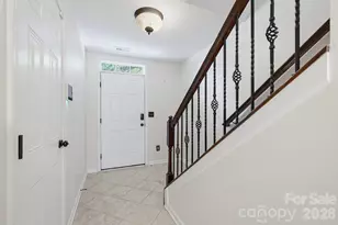 225 Lincoln St, Charlotte, NC 28203 - Photo 5
