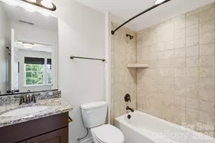 225 Lincoln St, Charlotte, NC 28203 - Photo 33