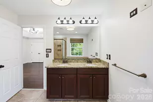 225 Lincoln St, Charlotte, NC 28203 - Photo 29